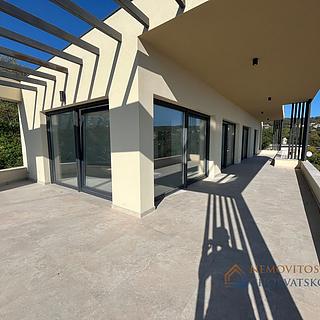 Prodej bytu 3+kk, 133m²