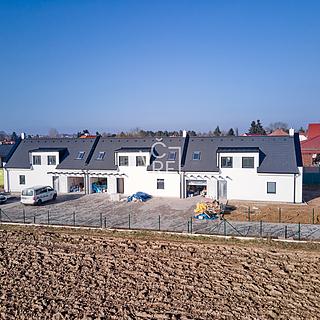Pronájem rodinného domu 148 m² Chlumec nad Cidlinou, Kladruby