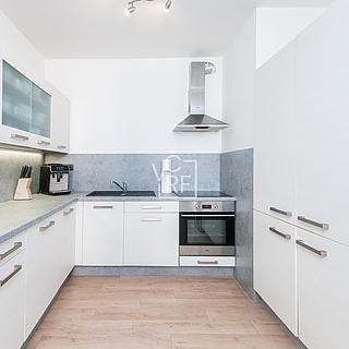 Prodej bytu 4+kk 106 m&sup2; Hradec Králové