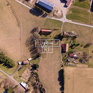 Prodej zahrady 1 690 m² Pěčín