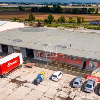 Pronájem skladu 800 m² Hradec Králové