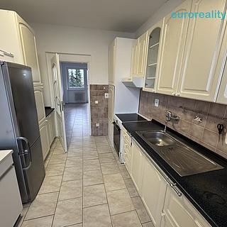 Pronájem bytu 3+1 90 m² Mariánské Lázně