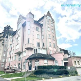 Pronájem bytu 2+kk 50 m² Karlovy Vary Drahovice, Blahoslavova