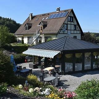 Prodej rodinného domu, 2136m²