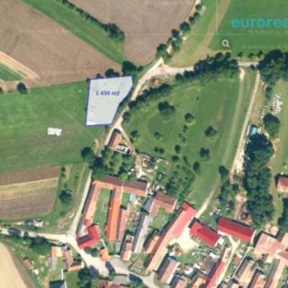 Prodej stavební parcely 1 434 m² Krty-Hradec