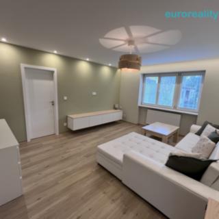 Pronájem bytu 2+1 67 m² Mariánské Lázně Úšovice, Americká