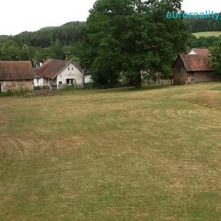 Prodej stavební parcely 1 740 m² Popovice