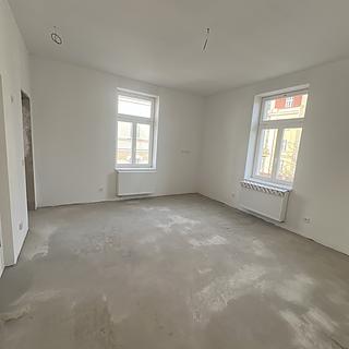 Prodej bytu 1+kk a garsoniéry 31 m² Mariánské Lázně, Hlavní třída