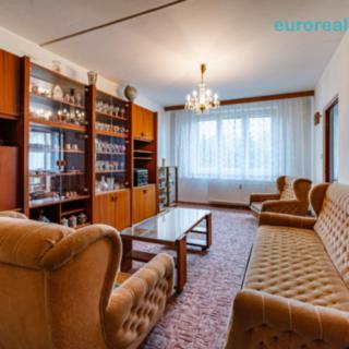 Prodej bytu 2+1 64 m² Mariánské Lázně Úšovice, Za Tratí