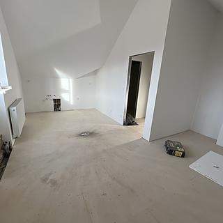 Prodej bytu 1+kk a garsoniéry 32 m² Mariánské Lázně, Hlavní třída
