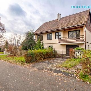 Prodej rodinného domu 250 m² Nový Bor, Ke Koupališti