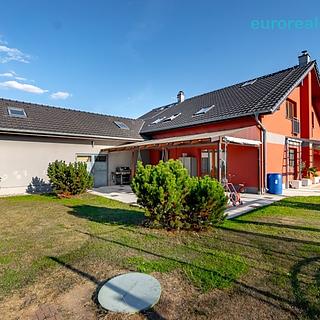 Prodej rodinného domu 270 m&sup2; Libeř