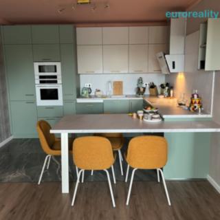 Prodej bytu 3+kk 92 m² Karlovy Vary