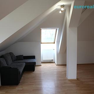 Prodej bytu 1+kk a garsoniéry 35 m² Klatovy IV, Tyršova