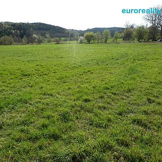 Prodej stavební parcely 5 094 m² Vojkov