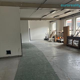 Pronájem skladu 120 m&sup2; Mariánské Lázně