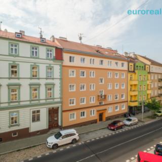 Prodej bytu 2+1 68 m² Karlovy Vary Drahovice, Vítězná