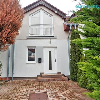 Prodej rodinného domu 88 m² Bašť, Brandýská