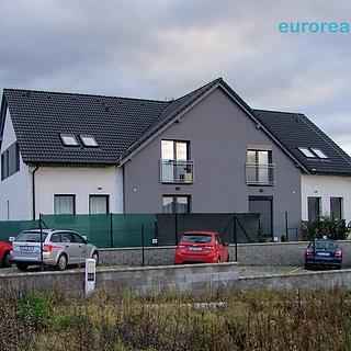 Pronájem bytu 1+kk, garsoniery 35 m&sup2; Hýskov