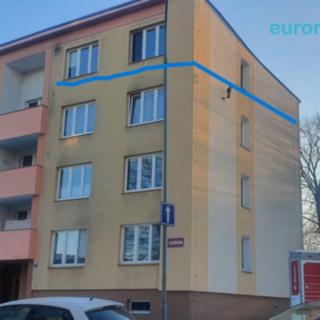 Prodej bytu 4+1 77 m² Karlovy Vary Rybáře, Plešivecká