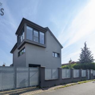 Prodej vily 300 m² Praha