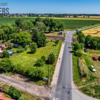 Prodej stavební parcely 1 111 m² Dvory