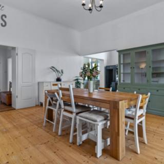 Prodej bytu 5+1 a více 270 m² Včelná