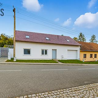 Prodej rodinného domu 250 m² Lovčice