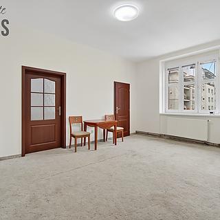 Prodej bytu 2+1 72 m² Praha Žižkov, Ambrožova