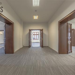 Pronájem kanceláře 230 m&sup2; Liberec