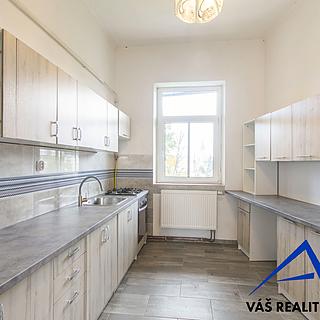 Prodej bytu 2+1 76 m² Český Těšín, Ostravská