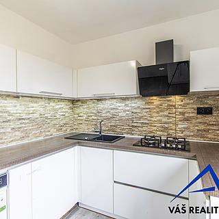 Prodej bytu 3+1 79 m² Ostrava Výškovice, Lumírova