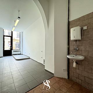 Pronájem obchodu 24 m² Olomouc, Pekařská