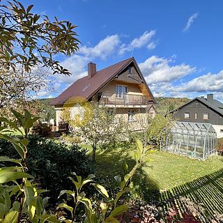Prodej rodinného domu 230 m² Stachy