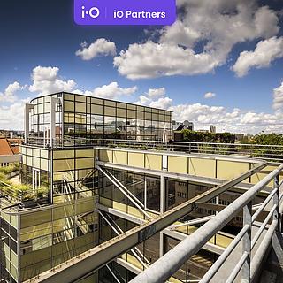 Pronájem kanceláře 1048 m&sup2; Praha
