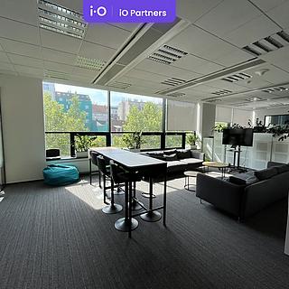 Pronájem kanceláře 466 m&sup2; Praha