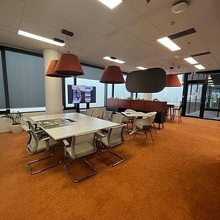 Pronájem kanceláře 1135 m&sup2; Praha