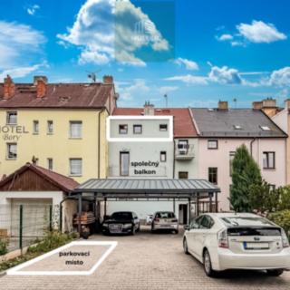 Pronájem bytu 3+1 85 m² Plzeň