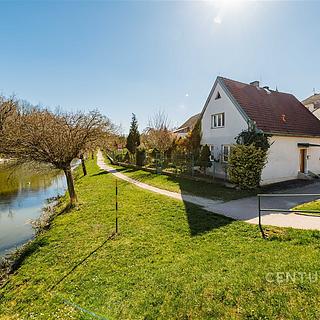 Prodej rodinného domu 95 m² Veselí nad Lužnicí I, náměstí T. G. Masaryka