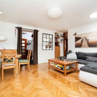 Pronájem bytu 3+1 56 m² Praha