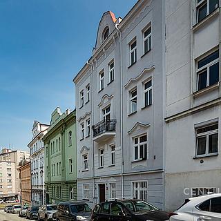 Pronájem bytu 1+kk, garsoniery 35 m² Praha