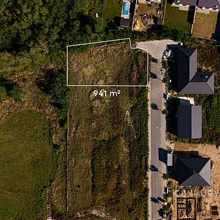 Prodej stavební parcely 941 m² Mělčany