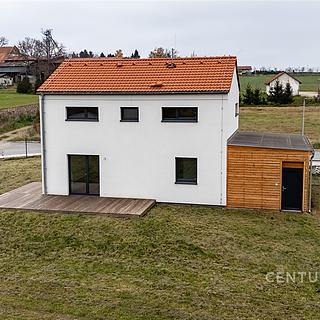 Prodej rodinného domu 122 m&sup2; Cerhonice