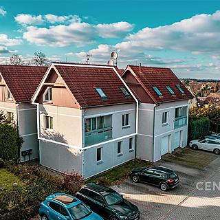 Prodej bytu 4+1 102 m² Dobřejovice, Sportovní