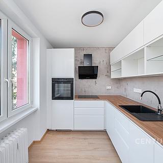 Pronájem bytu 2+1 52 m&sup2; Karviná