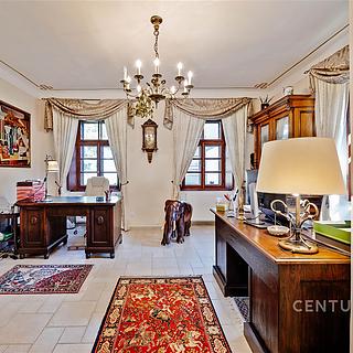 Prodej rodinného domu 465 m² Roudná Janov