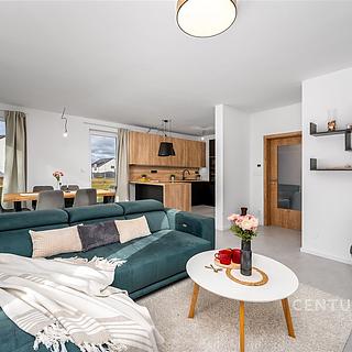 Prodej rodinného domu 115 m² Chocerady Komorní Hrádek