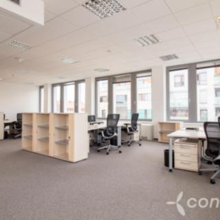 Pronájem kanceláře 193 m² Praha