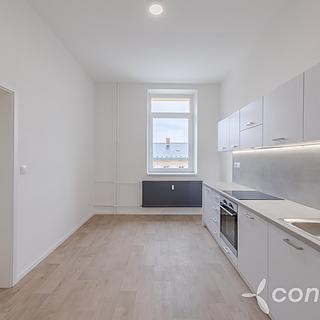 Prodej bytu 2+kk 37 m&sup2; Přerov
