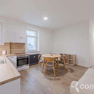 Prodej bytu 3+kk 54 m&sup2; Přerov